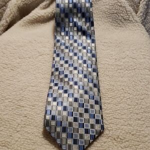 100% silk  Burma Bibas tie